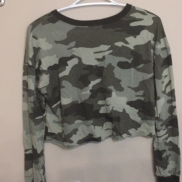 Cropped Camo Garage Long Sleeve - Picture 2 of 3